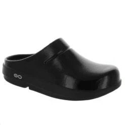 Oofos Clog